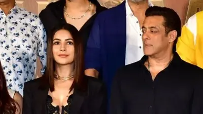 शहनाज गिल को फैन ने किया शादी के लिए प्रपोज, तो एक्ट्रेस ने रख दी कई शर्तें, देखें VIDEO