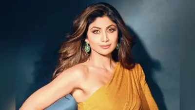 Shilpa Shetty पहुंची Hungama 2 का प्रमोशन करने, पर अपने ब्लाउज के कारण होने लगीं ट्रोल, Video Viral