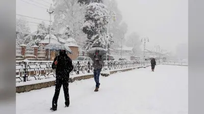 भारत में बर्फबारी के लिए मशहूर हैं ये जगहें, ठंड में फैमिली और फ्रेंड्स के साथ जरूर जाएं घूमने, देखें List
