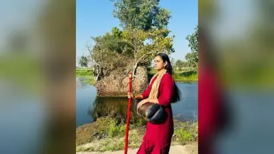 गोमती के संरक्षण के लिए 690 किलोमीटर की पदयात्रा पर निकलीं हैं शिप्रा पाठक, जानें कैसे बनीं वॉटर वूमन…