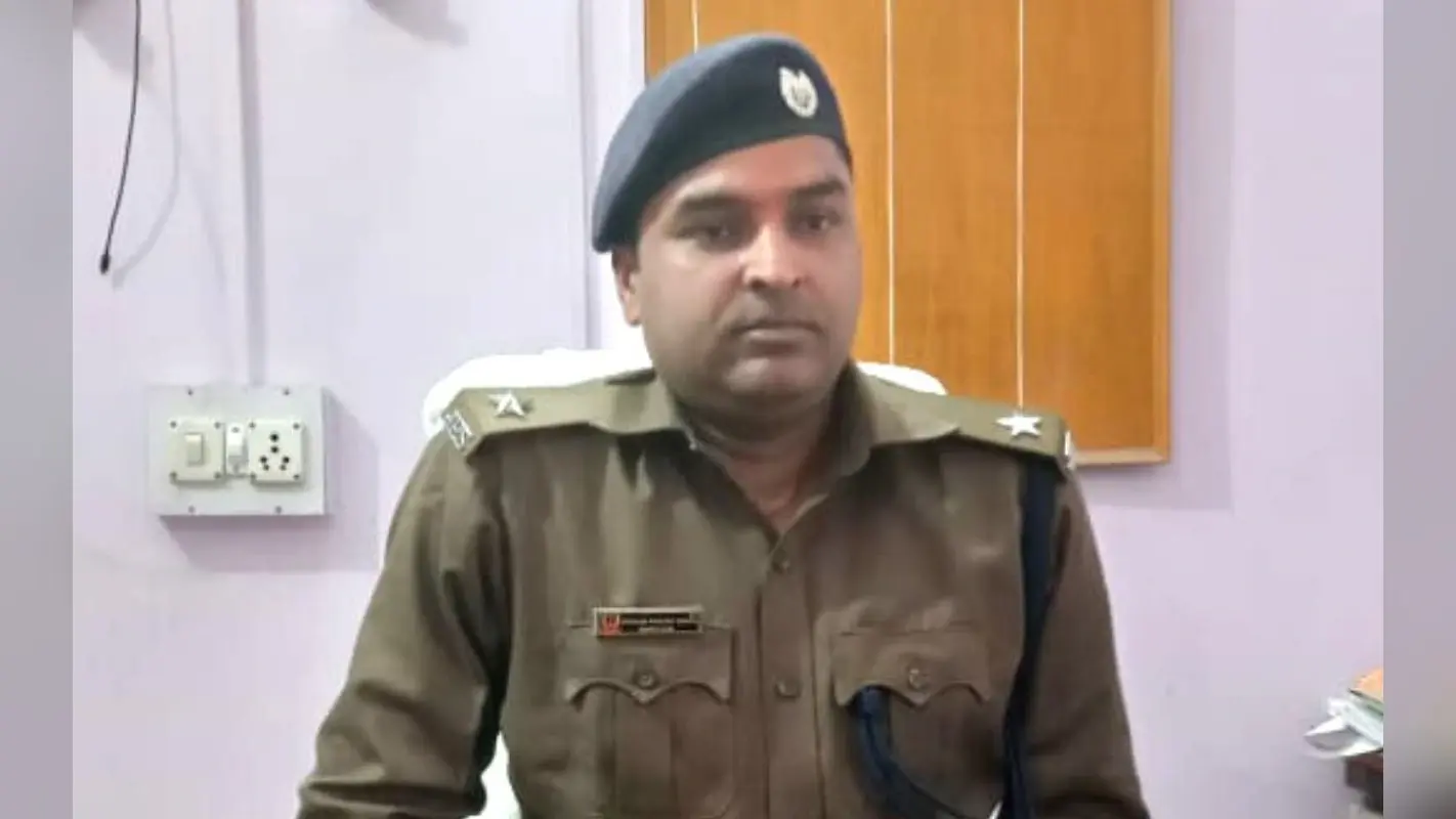 Deoghar News: शिव बारात से पहले बदल गये देवघर के नगर थाना प्रभारी, विक्रम प्रताप सिंह को कमान