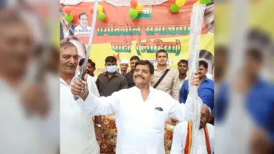 UP News: शिवपाल सिंह यादव सात साल बाद समाजवादी पार्टी कार्यालय पहुंचे, विधायक दल की बैठक में हुए शामिल