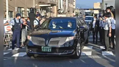 Shinzo Abe: टोक्यो लाया गया शिंजो आबे का पार्थिव शरीर, 12 जुलाई को होगा अंतिम संस्कार