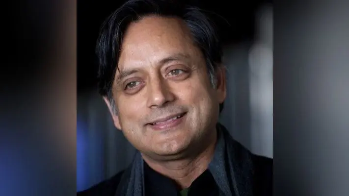 कपिल सिब्बल सच्चे कांग्रेसी हैं, उनकी बात सुनी जानी चाहिए, अब शशि थरूर भी आये पक्ष में कह दी ये बड़ी बात…