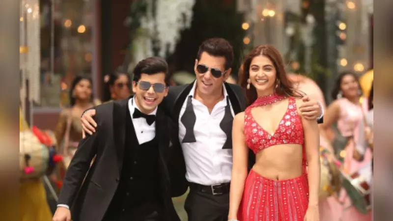 Indian Police Force Teaser:रोहित शेट्टी के वेब सीरीज में सिद्धार्थ मल्होत्रा की एंट्री,टशन में दिखे एक्टर