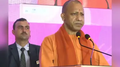 UP Nikay Chunav: सीएम योगी आदित्यनाथ के बरेली आने से पहले बागियों पर गिर सकती है गाज, सूची बनने की कवायद शुरू