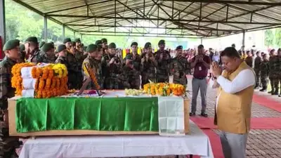 West Bengal: मणिपुर में हुए भूस्खलन में शहीद जवानों का पार्थिव शरीर बेंगडूबी सेना अस्पताल पहुंचा