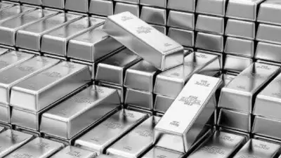 Gold-Silver Price : चांदी की कीमत 69 हजार के पार पहुंची, सोना के भाव में भी आई तेजी, जानें आज का ताजा भाव