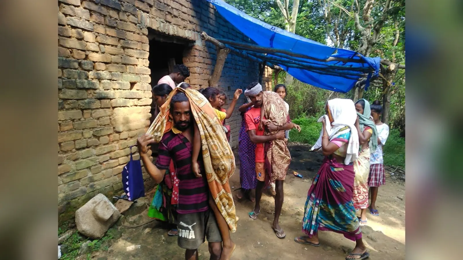 सांप काटने से दो सगी बहनों समेत तीन की मौत, पढ़िए क्या है पूरा मामला ?