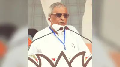 Bengal Election 2021 : वोटिंग से पहले ममता बनर्जी को बड़ा झटका, TMC के संस्थापक सदस्य Sisir Adhikari हुए अमित शाह की रैली में शामिल