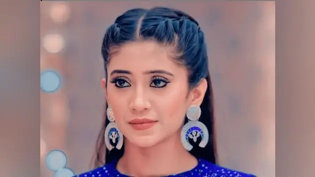 Yeh Rishta Kya Kehlata की ‘नायरा’ का हॉट अंदाज वायरल, ऑफ शोल्डर ड्रेस में तसवीर देख आपकी नजरें नहीं हटेगी
