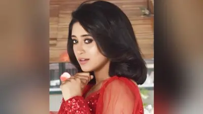 Yeh Rishta Kya Kehlata की ‘नायरा’ ने रेड ड्रेस में शेयर की जबरदस्त फोटोज, बोल्ड अंदाज पर फैंस फिदा, VIRAL PHOTOS