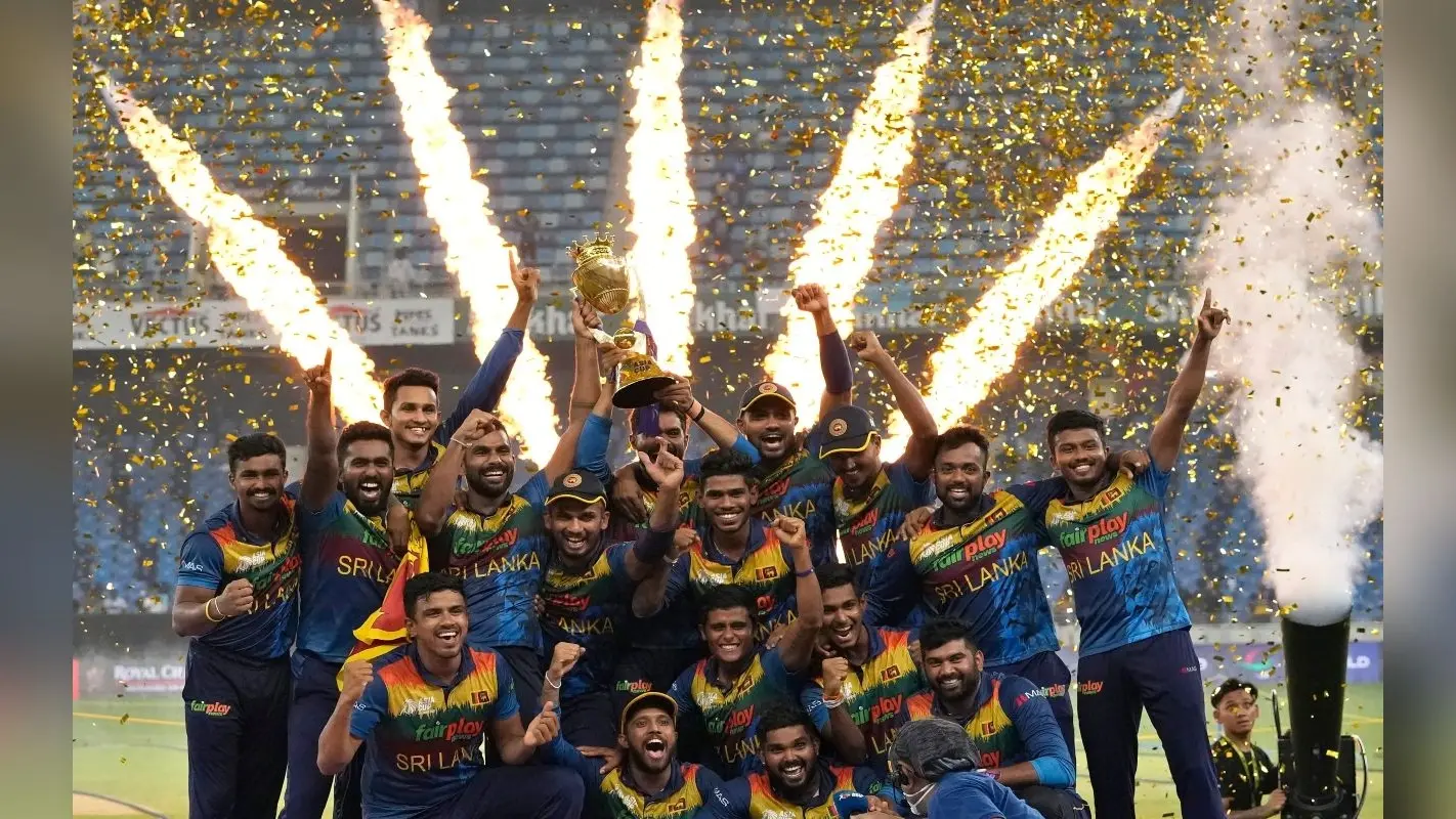 SL vs PAK Highlights: श्रीलंका एक बार फिर बना एशिया का बादशाह, पाकिस्तान को चटायी धूल, देखें खास तस्वीरें