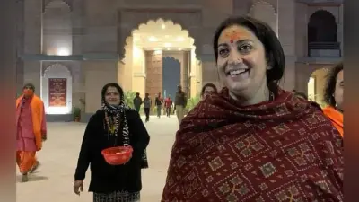काशी विश्वनाथ धाम लोकार्पण के बाद वाराणसी में लगा नेताओं का तांता, अब बाबा का दर्शन करने पहुंची स्मृति ईरानी