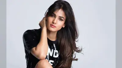 Happy Birthday Sonal Chauhan: 20 साल की उम्र में Miss World Tourism बनीं थी सोनल चौहान, बर्थडे के दिन ही रिलीज हुई थी उनकी पहली बॉलीवुड फिल्म
