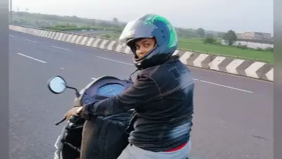 चार दिन में 1800 किमी का सफर तय कर मुंबई से जमशेदपुर स्कूटी से पहुंचीं साेनिया