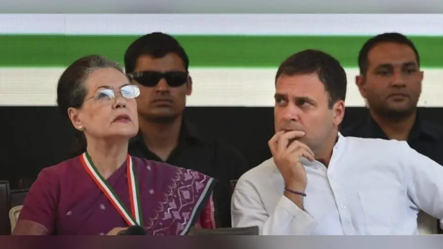 क्या राहुल गांधी फिर बनने जा रहे कांग्रेस अध्यक्ष, यहां पढ़िए राजनीतिक गलियारे की कानाफूसी