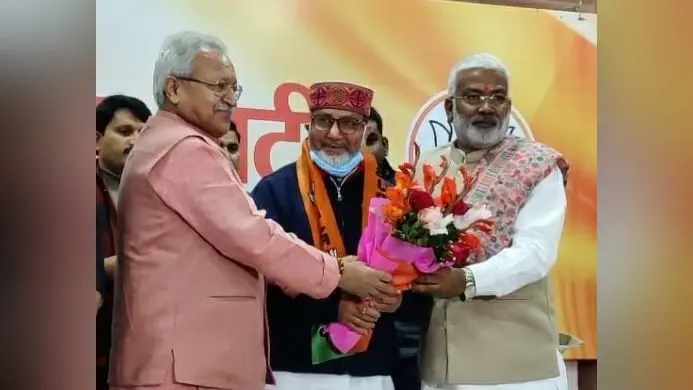 UP Election 2022: एमएलसी शतरुद्र प्रकाश का भाजपा में जाना सपा के लिए बड़ा नुकसान, रोचक है राजनीतिक करियर