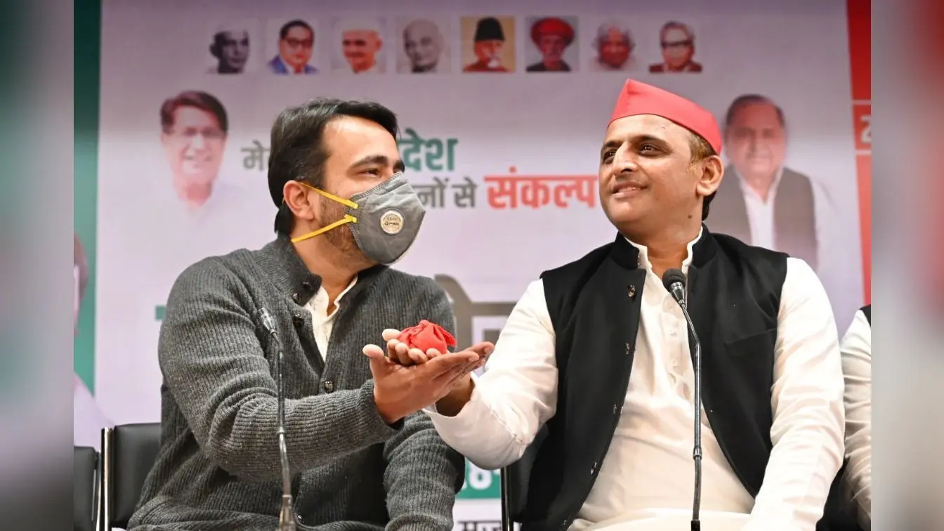UP Election: गाजियाबाद में अखिलेश और जयंत ने लाल पोटली की ली शपथ, बोले – गांधी के हत्यारों को जनता हराएगी