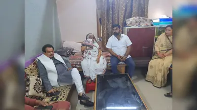 केंद्रीय मंत्री एसपी सिंह बघेल ने उमेश पाल के परिजनों से की मुलाकात, बोले- जल्द पकड़ा जाएगा गुड्डू मुस्लिम