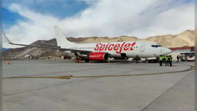 SpiceJet ने पायलटों को दिया दिवाली का तोहफा, वेतन में की बढ़ोत्तरी, जानिए कितना होगा वेतन?