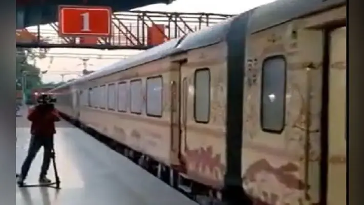 IRCTC ने चार धाम यात्रा के लिए शुरू की स्पेशल ट्रेन, जानिए किराया समेत अन्य जरूरी डिटेल्स