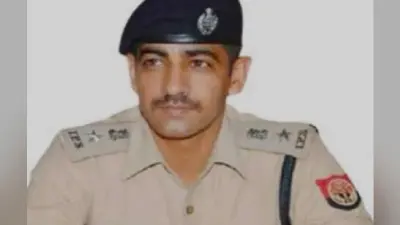 Ghaziabad News: योगी सरकार का भ्रष्टाचार पर हमला, गाजियाबाद के एसएसपी पवन कुमार सस्पेंड