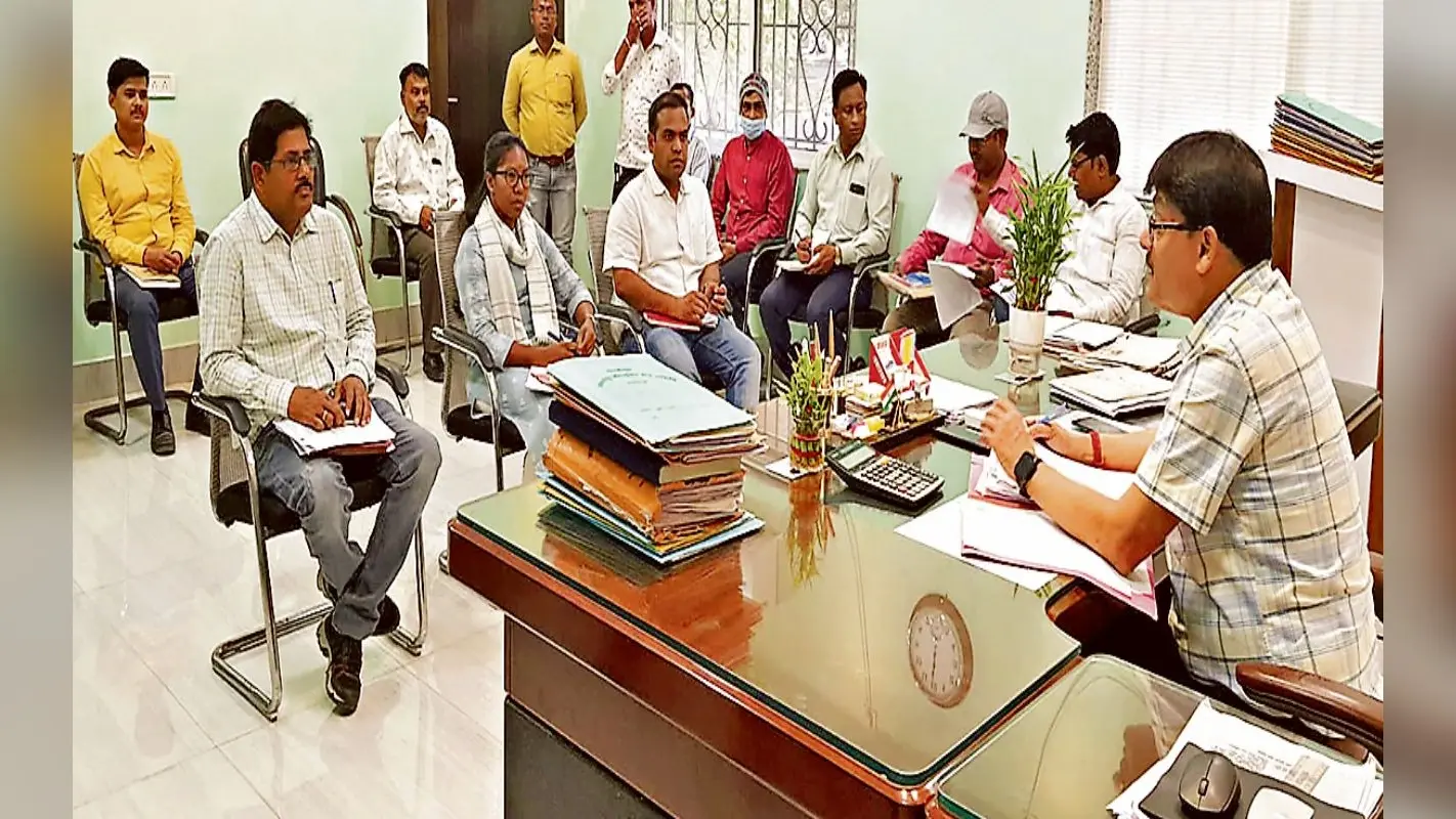 जमशेदपुर नक्शा विचलन मामला : नोटिस पर नोटिस, कार्रवाई नहीं, 12 साल से हुई सिर्फ खानापूर्ति
