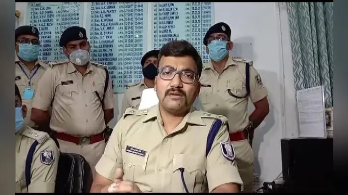 जिस थानेे में थी ड्यूटी, उसी के हाजत में हुए बंद, पटना SSP ने घूस लेने वाले तीन पुलिसकर्मियों को कराया अरेस्ट