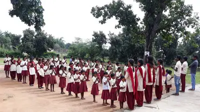 झारखंड के स्कूलों में प्रार्थना सभा, खेलकूद, सांस्कृतिक कार्यक्रम समेत अन्य पर लगी रोक, गाइडलाइन जारी