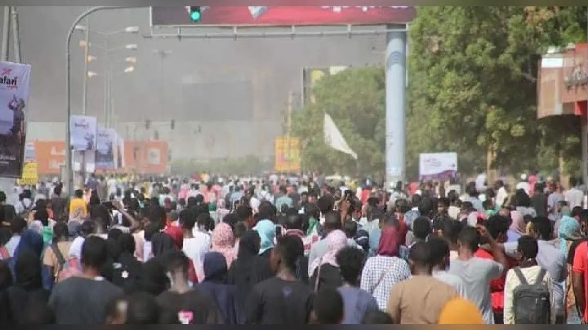 Sudan में सेना ने किया तख्तापलट : प्रधानमंत्री गिरफ्तार, सड़क पर उतरे लोग, अमेरिका ने लिया सख्त एक्शन