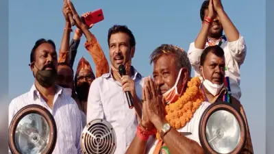 फुसरो में एनडीए प्रत्याशी के पक्ष में भी निकली पदयात्रा, सुदेश बोले- राजग ही जनता के अरमानों को करेगा पूरा