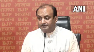 मुस्लिम लीग धर्मनिरपेक्ष और RSS सांप्रदायिक, BJP बोली- यह एजेंडा आज का नहीं, नेहरू जी के जमाने का