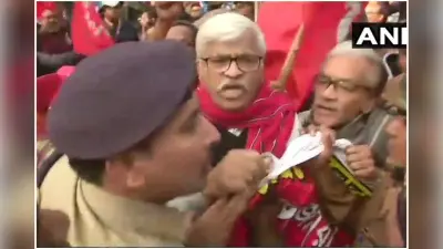 WB News : जयनगर में तृणमूल नेता की हत्या को लेकर तनाव के बीच माकपा नेताओं और पुलिस में धक्का-मुक्की