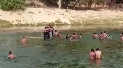 Sultanpur: सीताकुंड घाट में डूबकर चार युवकों की मौत, क्षेत्र में फैली सनसनी, मृतक के परिजनों को 4-4 लाख मुआवजा