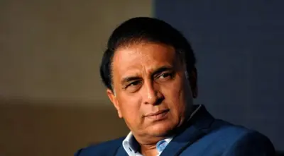 IPL 2022: शिमरोन हेटमायर की पत्नी पर कमेंट कर बुरे फंसे सुनील गावस्कर, सोशल मीडिया पर जमकर हो रही आलोचना