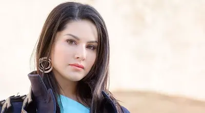 Sunny Leone से संत खफा,’मधुबन’ गाने पर डांस देख जानिए क्यों आया गुस्सा, क्या है कंट्रोवर्सी