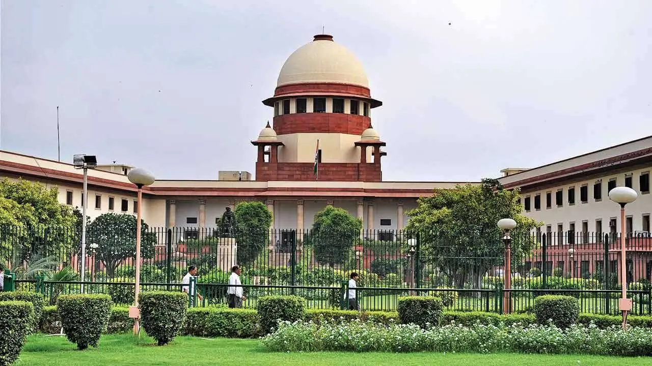 Explainer: क्या है धारा-370 का इतिहास, जिसे निरस्त करने के खिलाफ दायर याचिकाओं पर SC करेगा सुनवाई