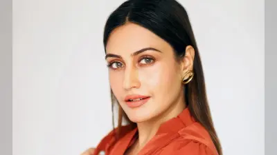 सुरभि चंदना ने कराया ग्लैमरस फोटोशूट, इंटरनेट पर वायरल हो रही इन तसवीरों पर आया फैंस का दिल
