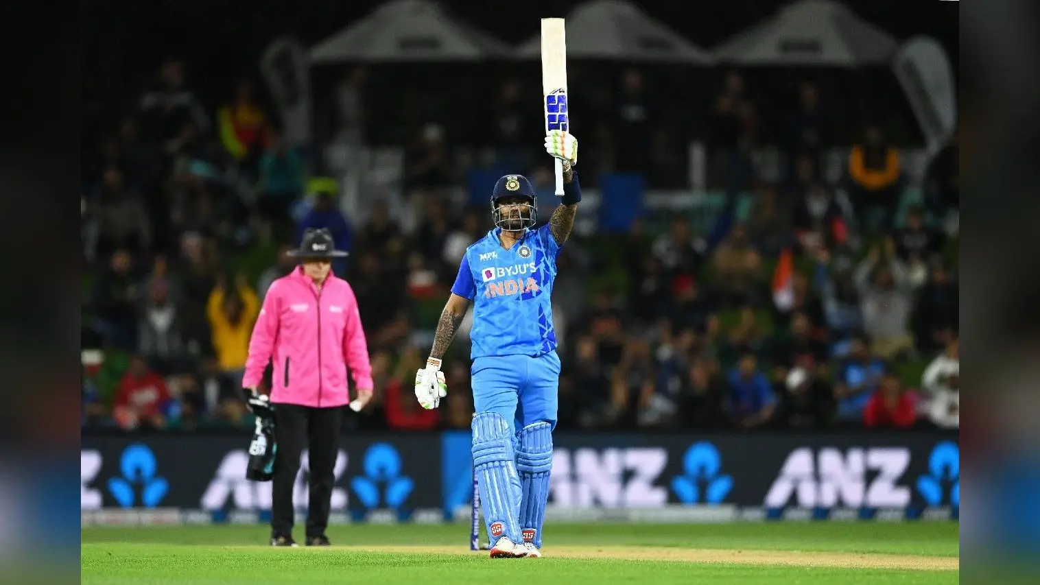 IND vs NZ: सूर्यकुमार यादव ने 49 गेंद पर जड़ा शतक, न्यूजीलैंड के खिलाफ बनाया बड़ा रिकॉर्ड