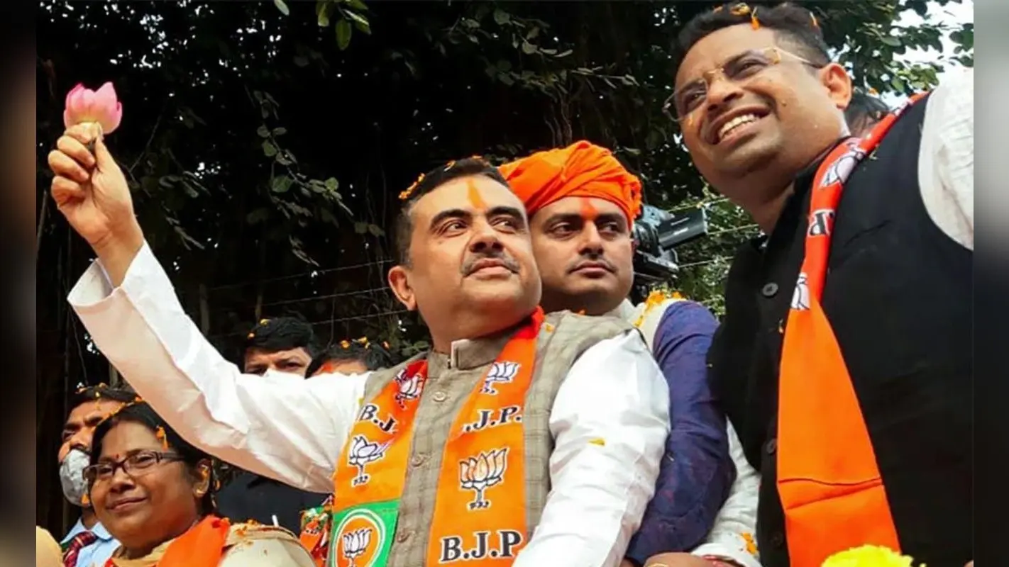 ममता बनर्जी को बड़ा झटका, कोंटाई नगरपालिका के 20 में से 15 पार्षद तृणमूल छोड़कर भाजपा में शामिल