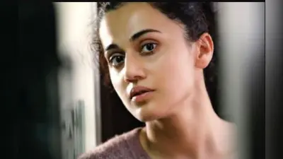 Shabaash Mithu: एक हाथ में बल्ला-दूसरे में हेलमेट थामे दिखीं तापसी पन्नू, Women’s Day पर नया पोस्टर जारी