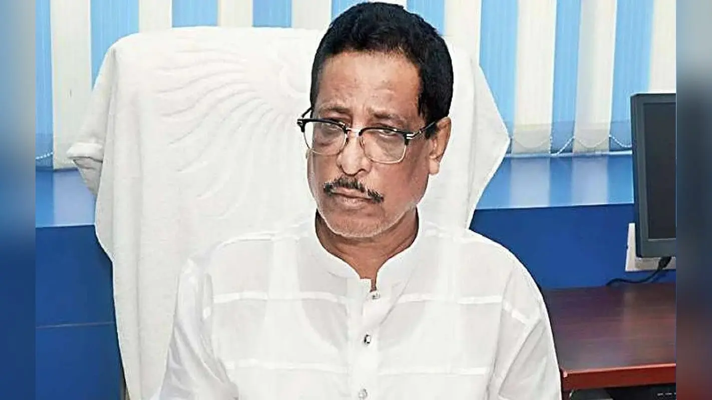 विजया सम्मिलनी में आमंत्रण नहीं मिला, तो भड़के तापस चटर्जी, बोले- TMC में एक वर्ग मालिक, दूसरा नौकर