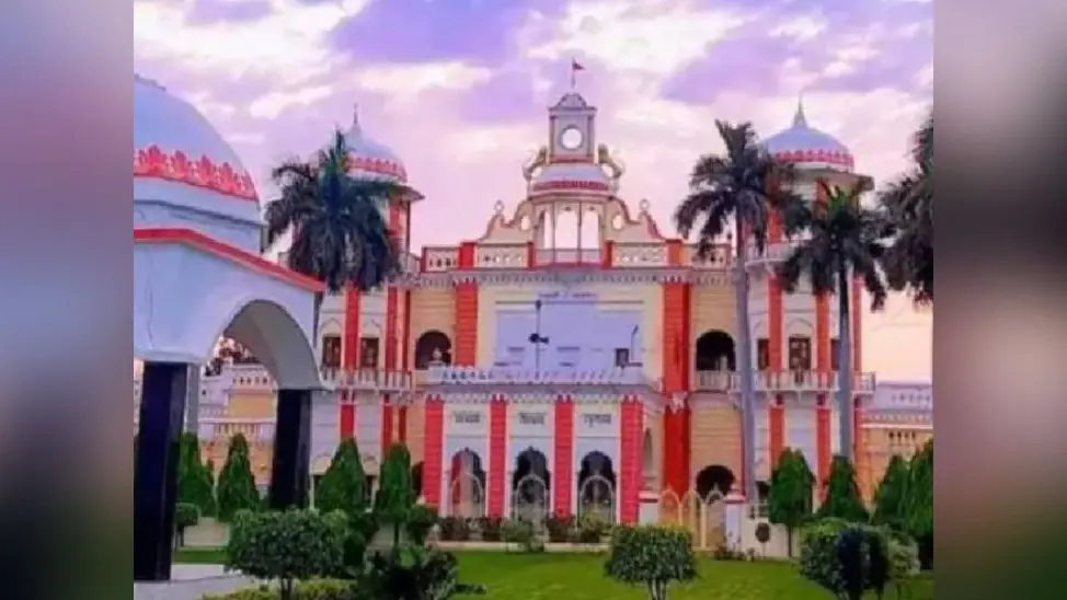 जौनपुर टीडी कॉलेज: पहले प्रोफेसर ने की छात्रा से अश्लील मांग, अब शिक्षक पर छात्र के कुकर्म की एफआईआर