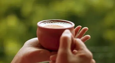 Health: लाख कोशिशों के बावजूद भी नहीं ठीक हो रही है खांसी, इन चाय का करें सेवन, मिलेगी राहत