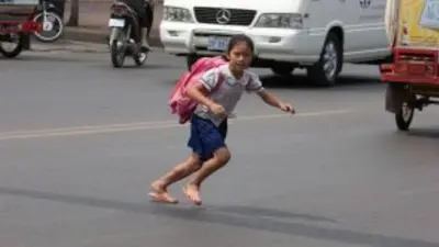 रोड सेफ्टी टिप्स : बचपन से ही बच्चों को सिखाएं यातायात नियम, सरकार ने दो साल पहले ही बना दिया है ये कानून