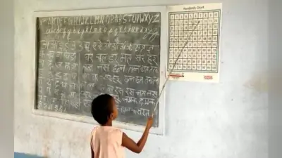 झारखंड: चार साल में ही टूट गये सरकारी स्कूलों के लाखों रुपये के बेंच-डेस्क, डीडीसी ने दिए जांच के निर्देश