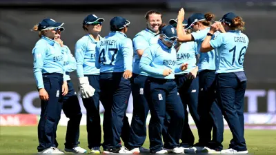 ICC Womens World Cup 2022: भारत की शर्मनाक हार, इंग्लैंड ने 4 विकेट से हराया