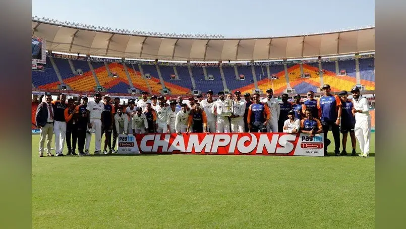इंग्लैंड दौरे के लिए बीसीसीआई ने किया 20 सदस्यीय टीम का ऐलान, जानें किसे मिली जगह कौन हुआ बाहर