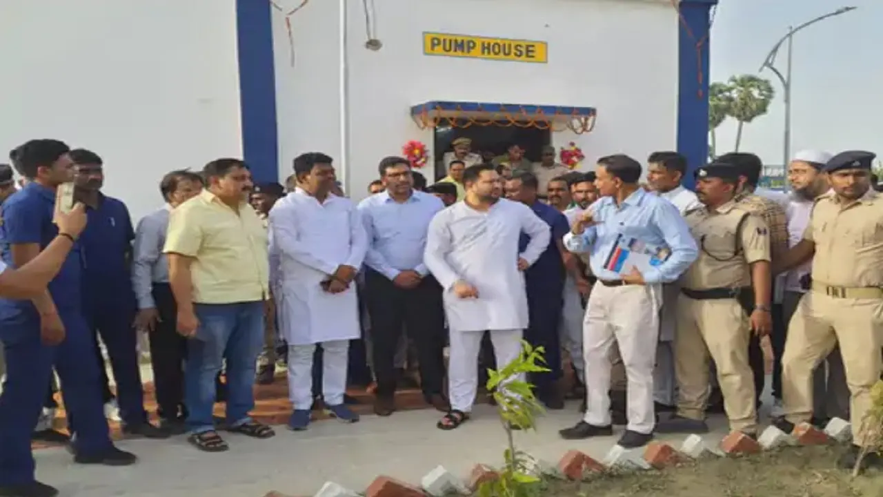 नेता प्रतिपक्ष तेजस्वी ने कहा- पुलिस ने पास कराया पुलिस बिल, माफी मांगने तक सदन के भीतर नहीं जायेंगे विपक्षी विधायक